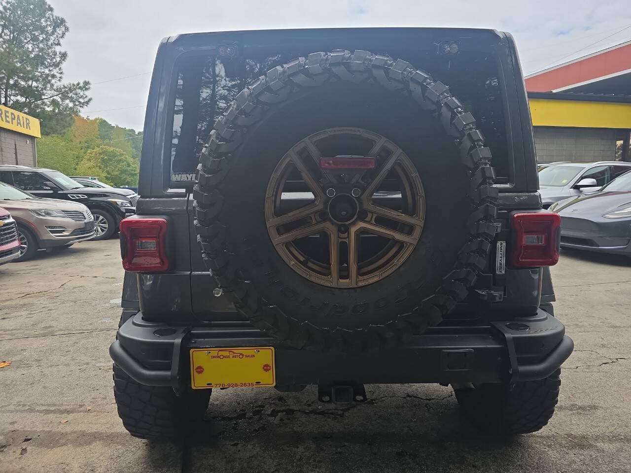 Used 2019 Jeep Wrangler Unlimited Sahara w/ Quick Order Package 24M Moab AWD/4WD image 5