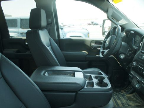Used 2023 Chevrolet Silverado 2500 W/T w/ WT Convenience Package RWD image 4