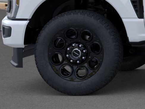 New 2026 Ford F250 XLT w/ XLT Premium Package AWD/4WD image 19
