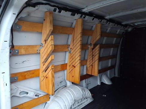 Used 2020 GMC Savana 2500 w/ Driver Convenience Package image 7