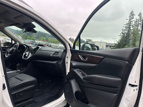Certified 2023 Subaru Ascent Touring AWD/4WD image 16