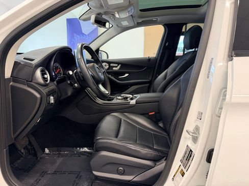 Used 2016 Mercedes-Benz GLC 300 image 18