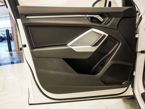 Used 2022 Audi Q3 2.0T Premium image 21