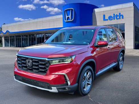 Used 2025 Honda Pilot EX-L image 1