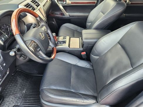 Used 2017 Lexus GX 460 Premium AWD/4WD image 13