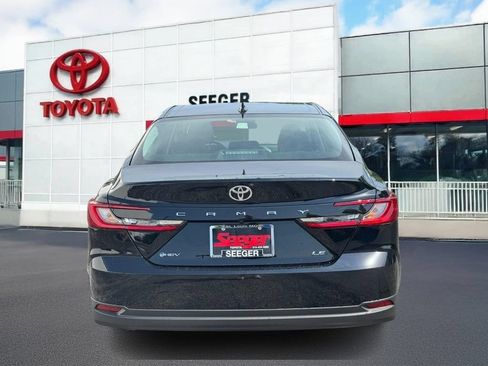 Used 2026 Toyota Camry LE FWD image 5