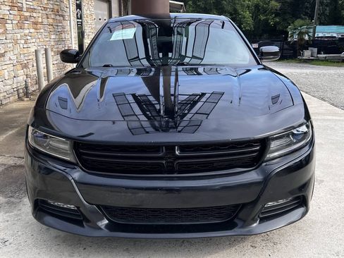 Used 2017 Dodge Charger R/T RWD image 9
