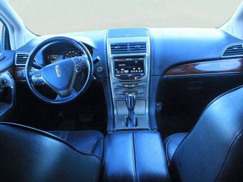 Used 2011 Lincoln MKX AWD w/ Sight & Sound Pkg image 7