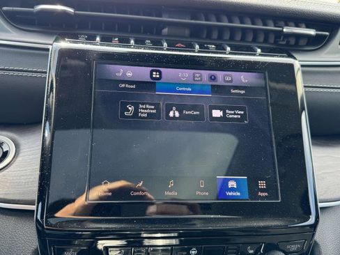 Used 2022 Jeep Grand Cherokee L Limited image 14