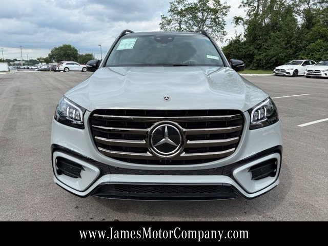 Certified 2025 Mercedes-Benz GLS 450 4MATIC image 4