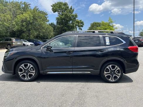 Used 2023 Subaru Ascent Limited AWD/4WD image 10