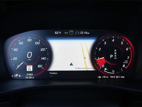 Used 2021 Volvo XC40 T5 R-Design image 14