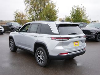 New 2025 Jeep Grand Cherokee Limited w/ Luxury Tech Group II video 2