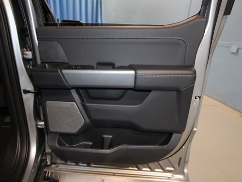 New 2025 Ford F150 XLT w/ Equipment Group 303A High image 25