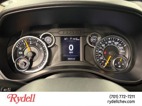 Used 2019 RAM 1500 Big Horn AWD/4WD image 14