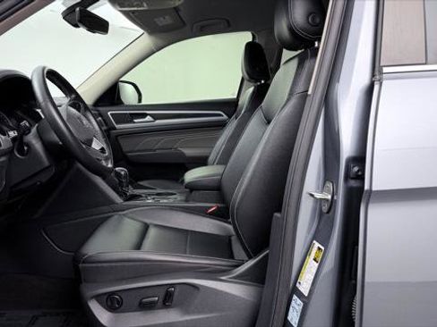 Used 2021 Volkswagen Atlas SE FWD image 13