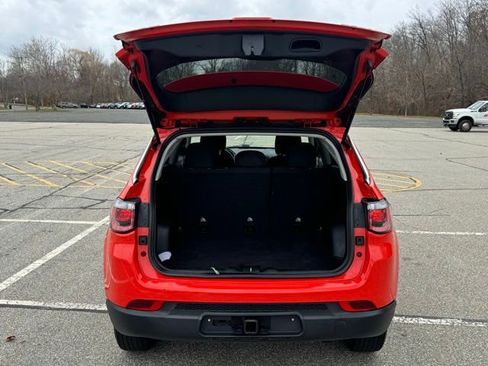 Used 2021 Jeep Compass Sport image 7