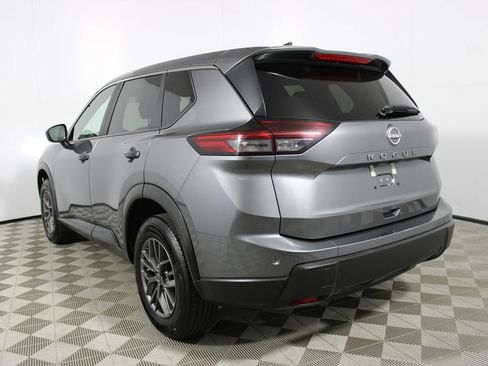 Used 2024 Nissan Rogue S FWD image 27