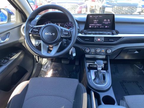 Used 2023 Kia Forte LXS FWD image 9