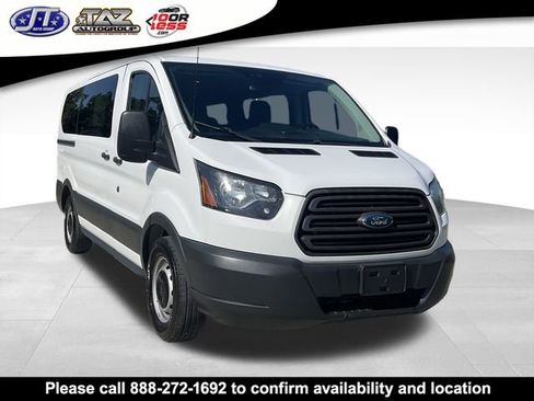 Used 2017 Ford Transit 150 XL image 1