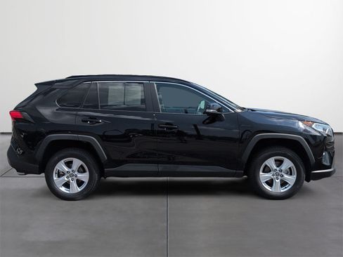 Certified 2021 Toyota RAV4 XLE w/ Convenience Package AWD/4WD image 6