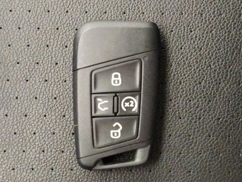 Used 2019 Volkswagen Atlas SE w/ Panoramic Sunroof Package AWD/4WD image 32