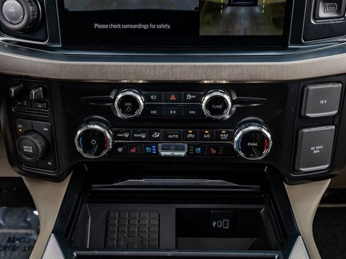 Used 2026 Ford F450 Platinum w/ Platinum Plus Package AWD/4WD image 27
