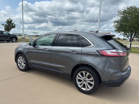 Used 2024 Ford Edge Titanium AWD/4WD image 3
