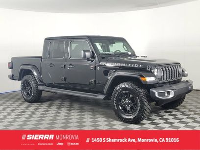 New 2025 Jeep Gladiator High Tide