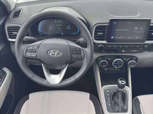 New 2026 Hyundai Venue SEL FWD image 18