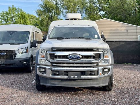 Used 2022 Ford F550 4x4 Regular Cab Super Duty image 3