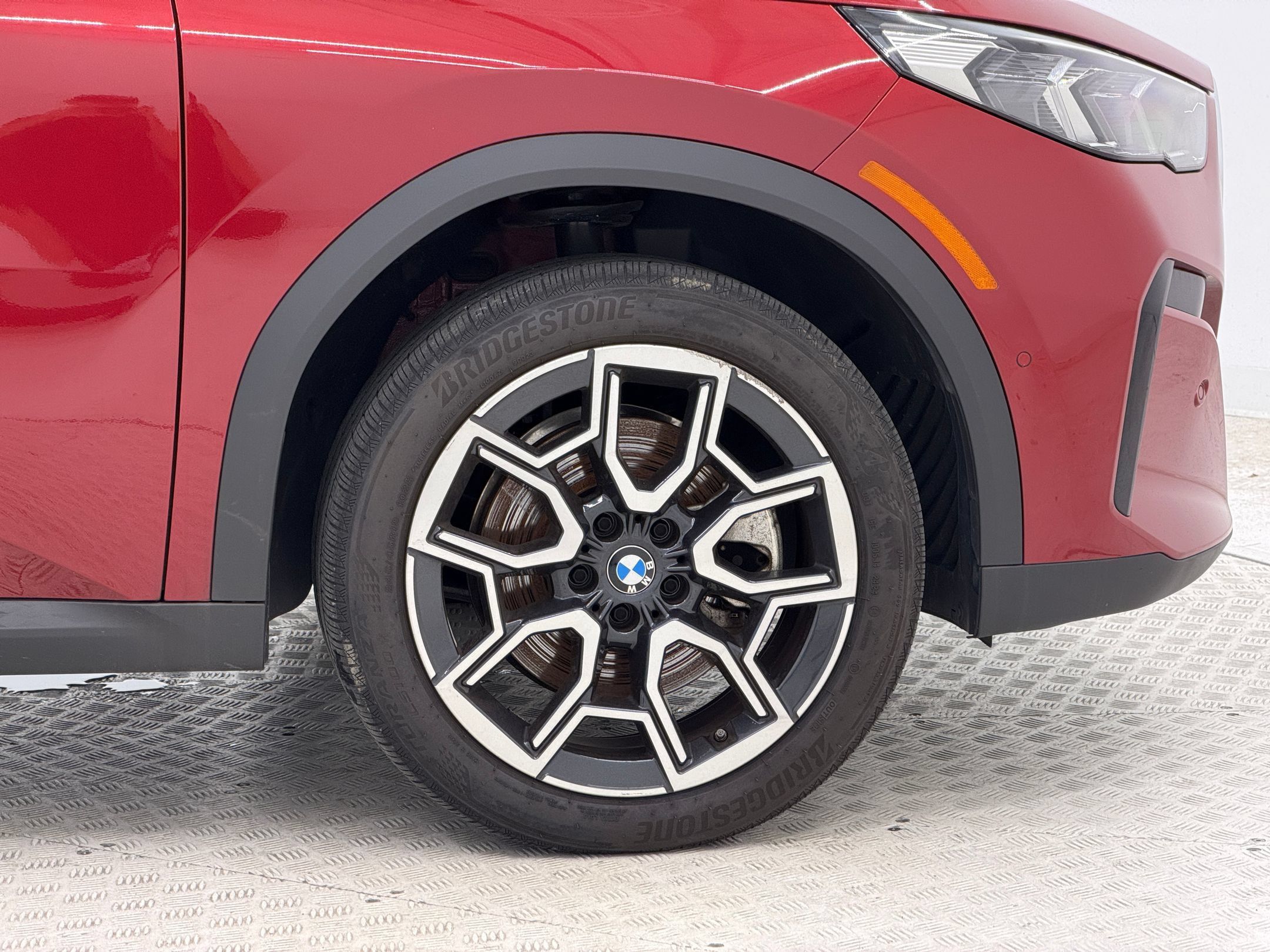 Used 2025 BMW X2 xDrive28i w/ Technology Package AWD/4WD image 15