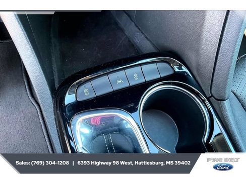 Used 2023 Buick Encore GX Essence w/ Experience Buick Package FWD image 23