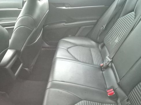 Used 2023 Toyota Camry SE w/ Convenience Package FWD image 10