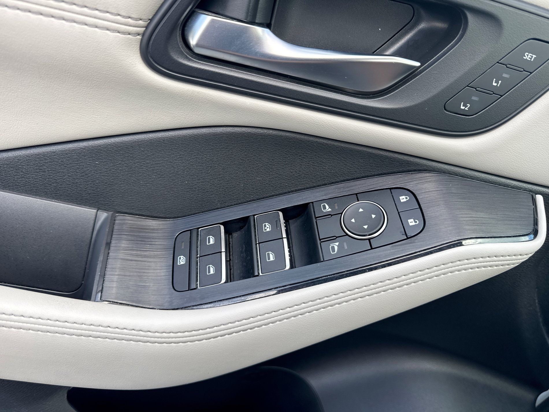 Certified 2023 Nissan Rogue SL w/ SL Premium Package FWD image 25