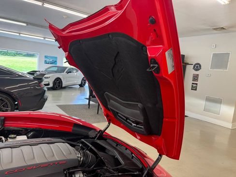 Used 2019 Chevrolet Corvette Stingray Convertible w/ 2LT Preferred Equipment Group RWD image 24