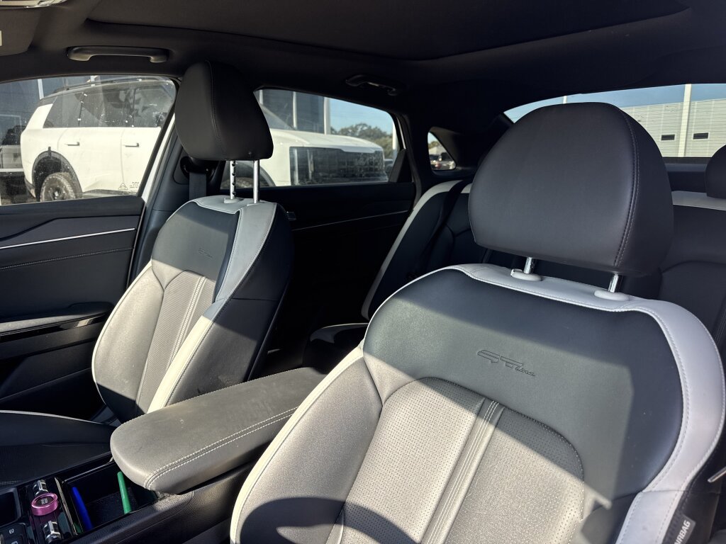 Certified 2025 Kia K5 GT-Line w/ GT-Line Premium Package FWD image 19