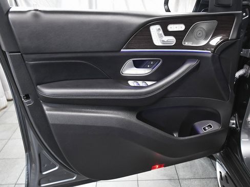 Used 2023 Mercedes-Benz GLE 450 4MATIC image 9