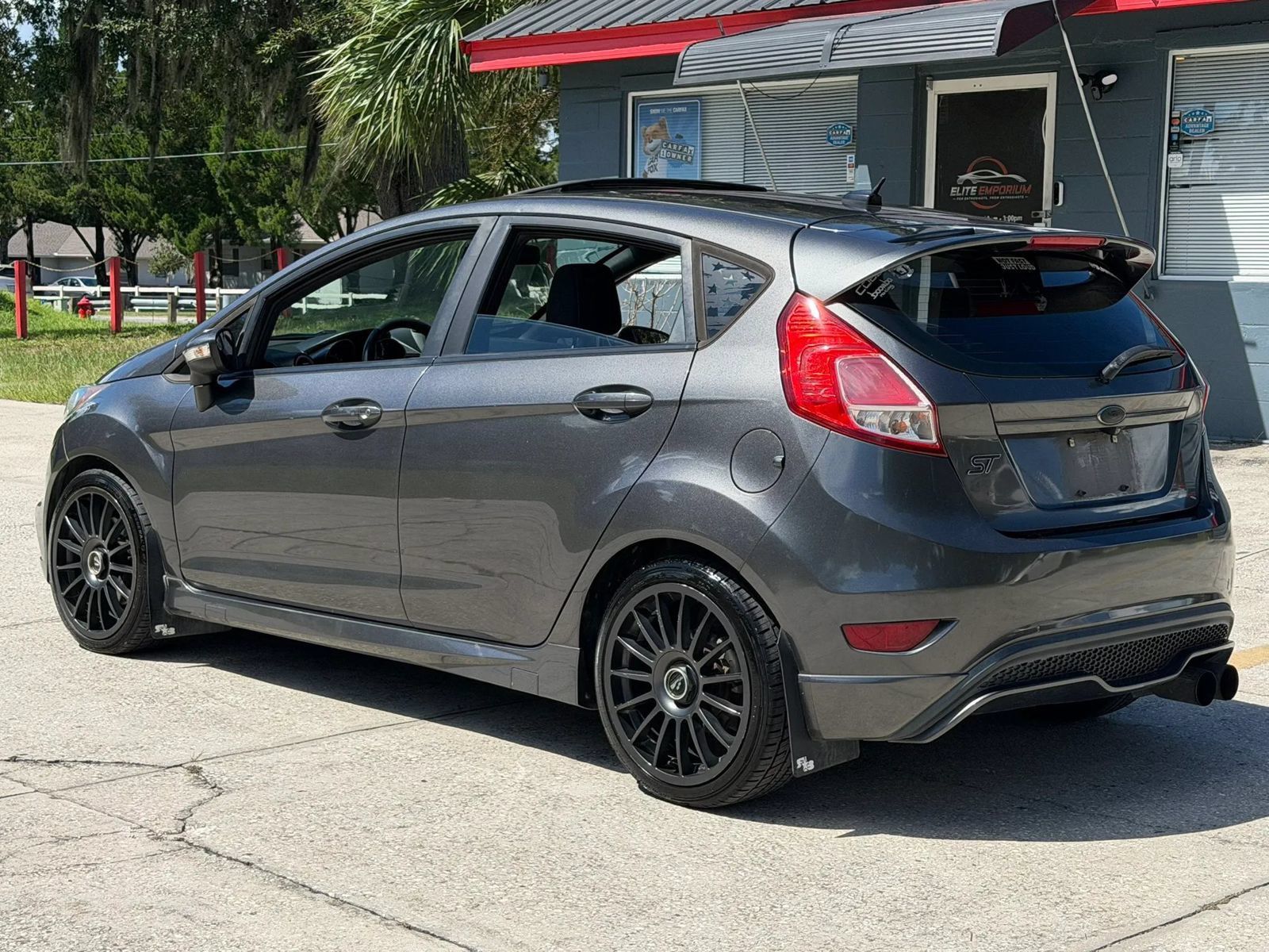 Used 2018 Ford Fiesta ST FWD image 2