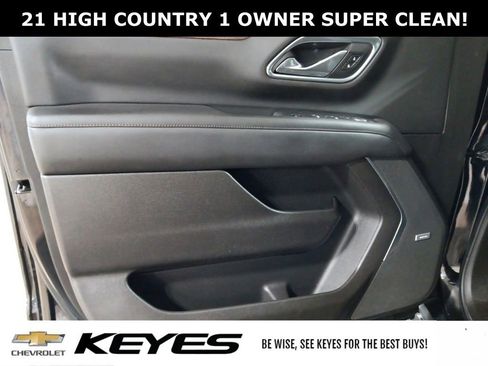 Used 2021 Chevrolet Suburban High Country image 4