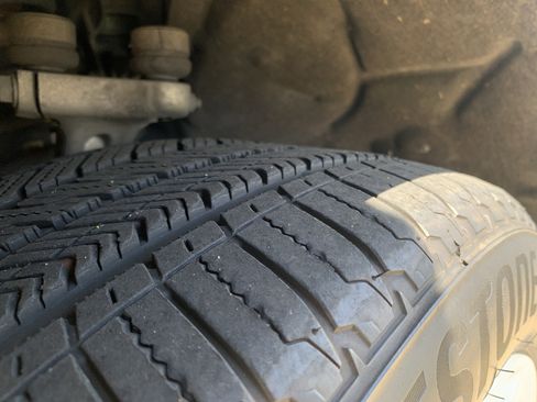 Used 2019 Audi Q8 Premium Plus image 12