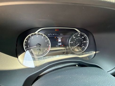 Used 2025 Nissan Frontier SV AWD/4WD image 33