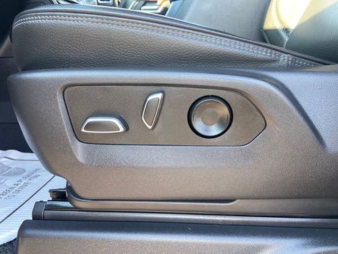 Used 2022 GMC Sierra 1500 Denali image 12