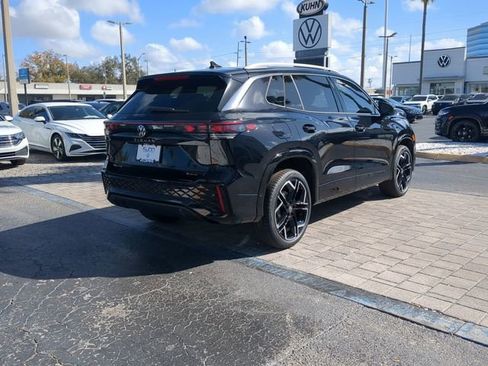 New 2026 Volkswagen Tiguan SEL R-Line AWD/4WD image 4