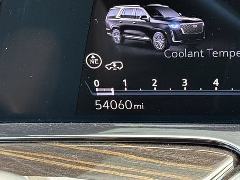 Used 2022 Cadillac Escalade Sport w/ Touring Package AWD/4WD image 43