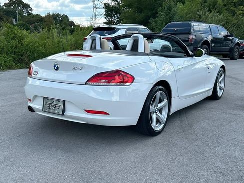 Used 2013 BMW Z4 sDrive28i image 3