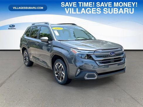Used 2025 Subaru Forester Limited w/ Popular Package AWD/4WD image 1