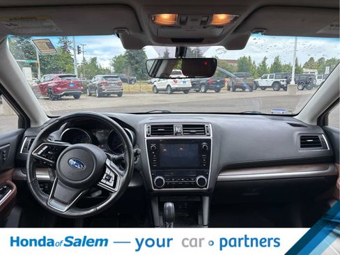 Used 2018 Subaru Outback 3.6R Touring w/ Protection Package #1 AWD/4WD image 10
