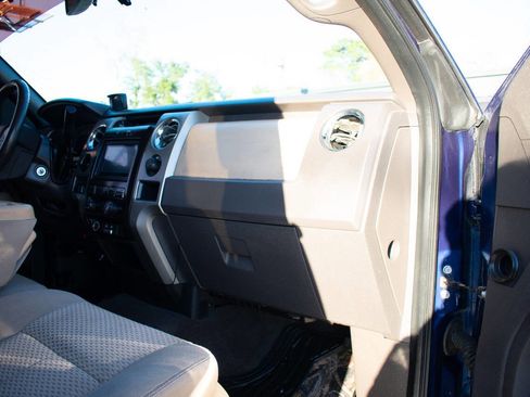 Used 2011 Ford F150 XLT w/ XLT Chrome Pkg image 33