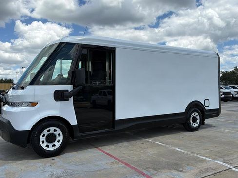 Used 2024 Chevrolet Brightdrop 600 w/ Commercial Equipment Package AWD/4WD image 2